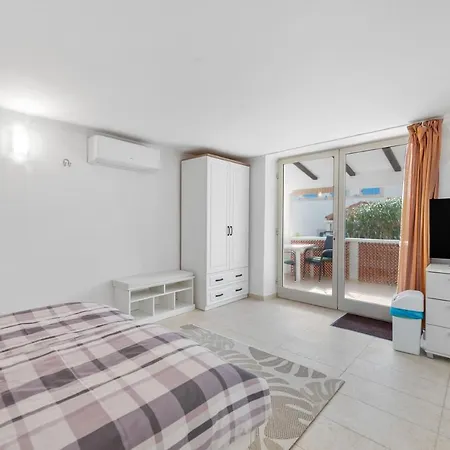 Apartments Joni Cikat Mali Lošinj Kültér fotó